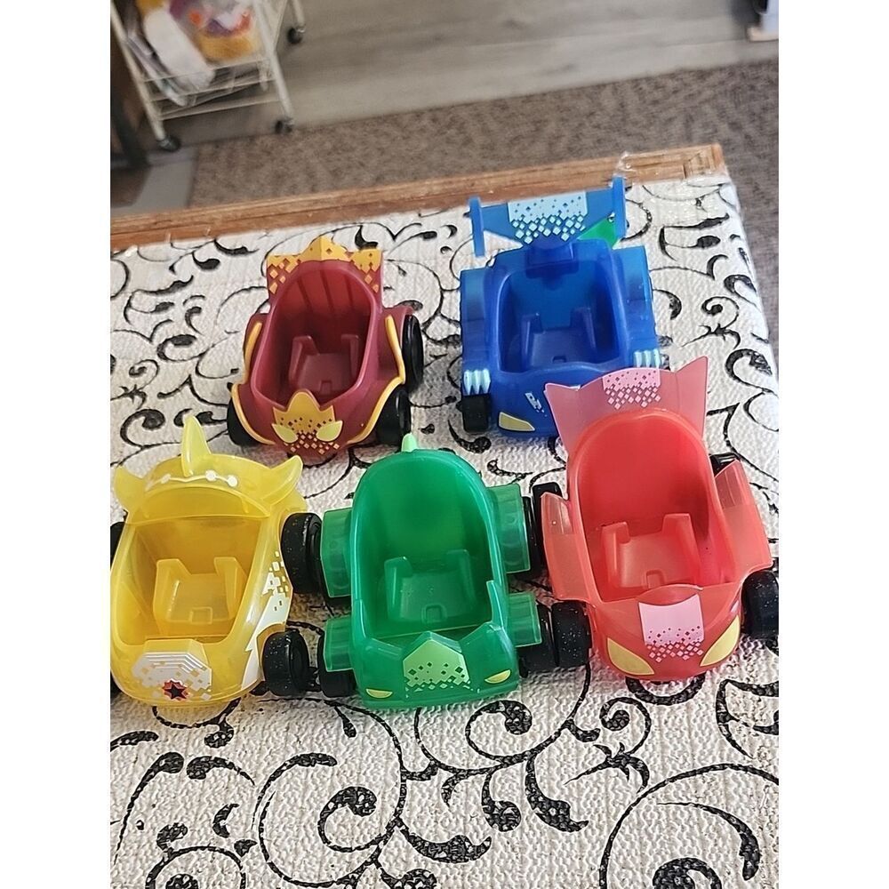 Hasbro Kids Race Car Set -P.J. Mask